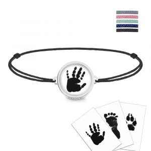 Armband von CherAmi Schmuck mit einem Abdruck personalisiert